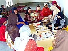 Tglich besuchen die mobilen Teams abgelegene Drfer in der Region Germian -  Foto: WADI