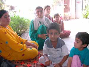Laut einer Untersuchung des Mobilen Teams von WADI in Germian sind 60% aller Frauen in dieser Region beschnitten [Foto by WADI]
